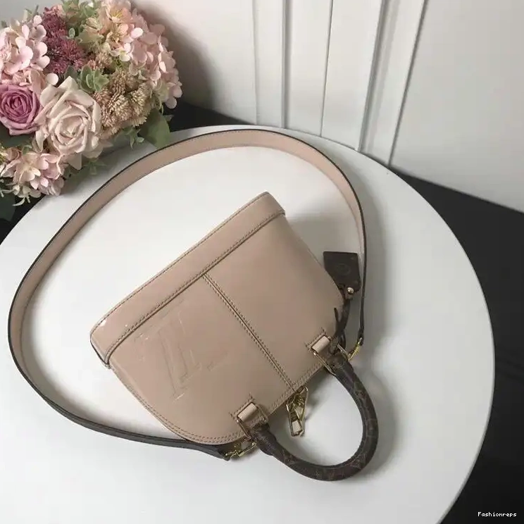 Fashionreps Bags 19T1L0244 LV 0725